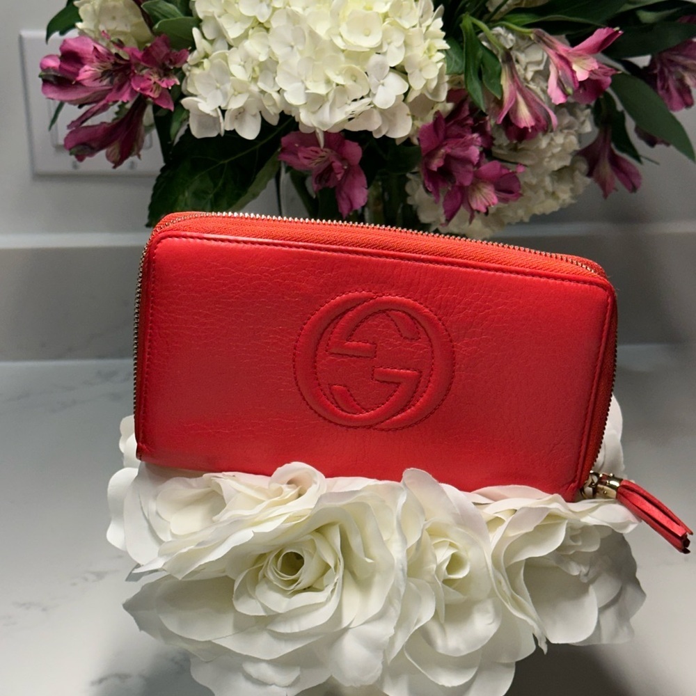 Gucci Red Coral Soho Interlocking GG Leather Zip Around Wallet + Gucci Dusty